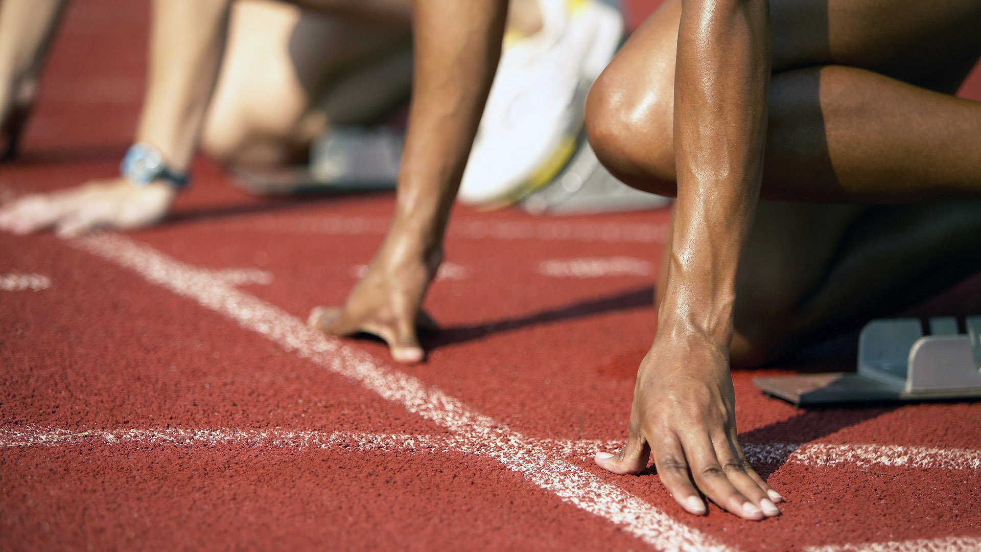 开云体育下载官网-主裁判判罚尺度公开透明化,减少争议判决,主裁判可以罚下边裁吗