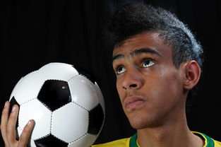 开云体育网站入口-《FIFA》电竞联赛线上淘汰赛激烈进行,冠军争夺激烈,fifa20电竞比赛